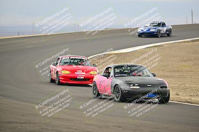 media/Jan-26-2025-CalClub SCCA (Sun) [[cfcea7df88]]/Group 4/Race/